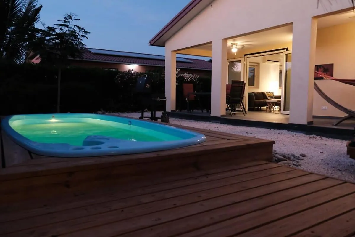 Casa Papaya With Private Pool And Covered Porch Кралендейк Вилла
